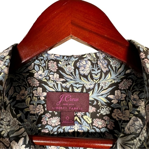 LIBERTY FABRIC x J.CREW The Perfect Shirt in Sea Grass Floral Print - Picture 7 of 8
